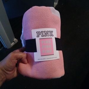 Pink Beach blanket for the beach picnics